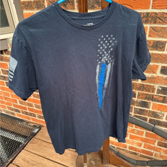 Grunt Style Thin Blue Line American flag T-Shirt Police Law Enforcement - Picture 1 of 4
